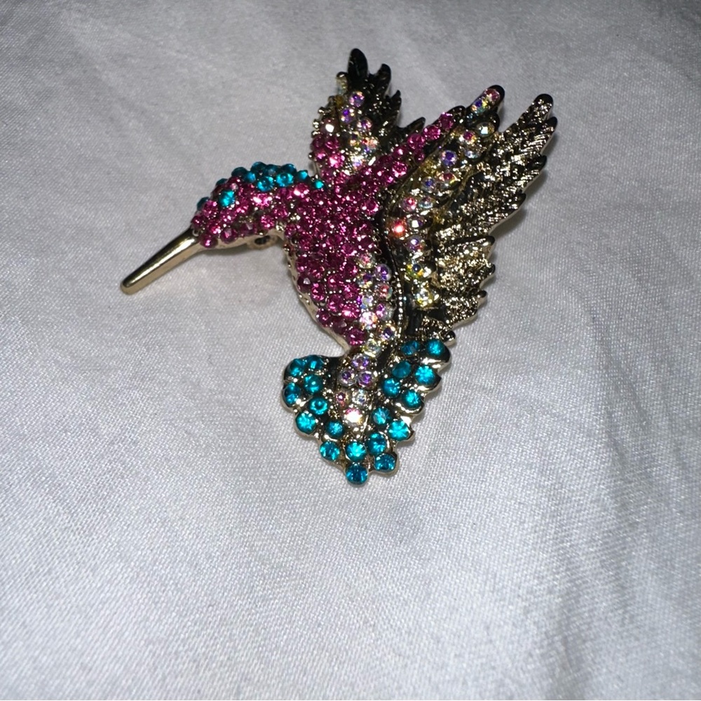 Colorful Crystal Hummingbird Brooch